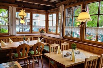 Gasthof Berndl, Altaussee, Veranda 2 | © Petra Kirchschlager