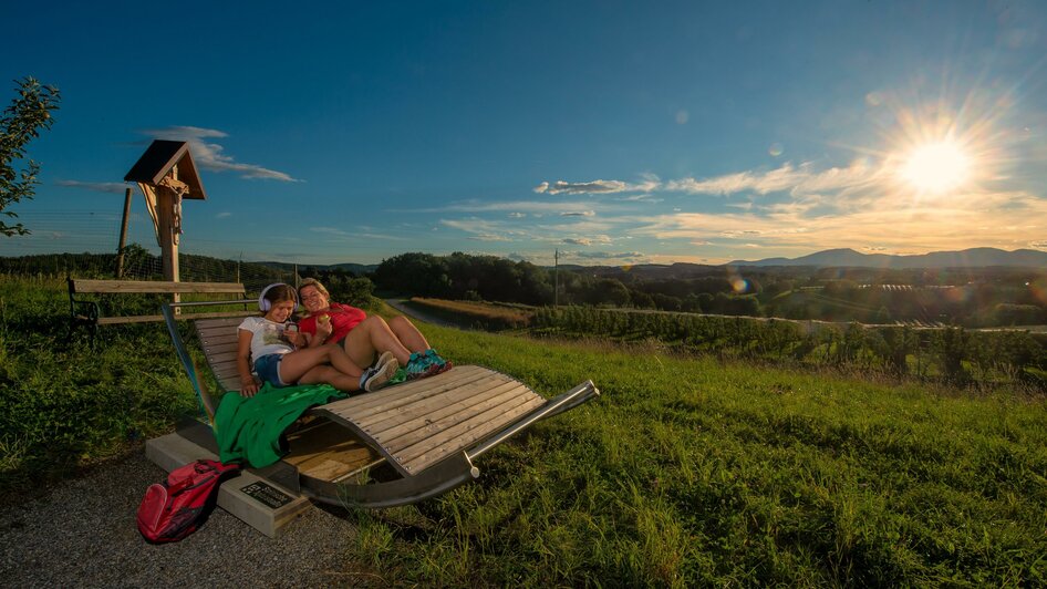 Hörgenuss-Liege_Elz_Oststeiermark | © Steirische Apfelstraße