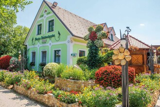 Pond tavern_exterior view_Eastern Styria | © Harter Teichschenke Fam. Wurzer