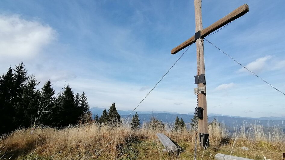 Hochschlag_Gipfelkreuz_Oststeiermark | © Tourismusverband Oststeiermark