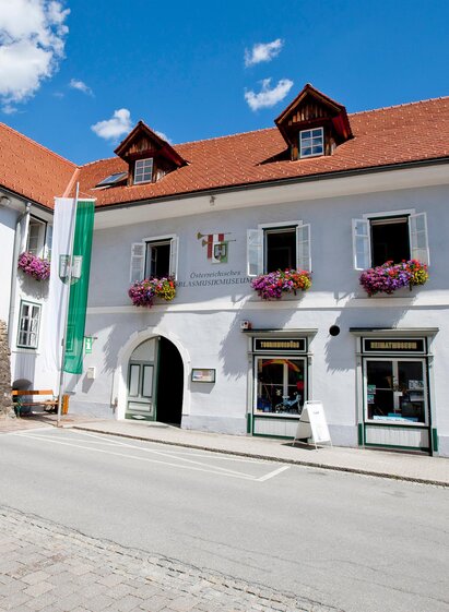 Eingang Informationsbüro und Blasmusikmuseum | Tom Lamm | © Holzwelt Murau