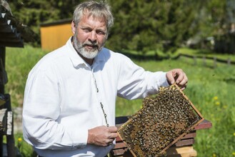 beekeeping Könighofer_Franz Köinghofer_Eastern Styria | © Imkerei Könighofer