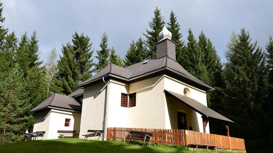 Kalvarienbergkirche-Außenansicht-Murtal-Steiermark | © Anita Fössl