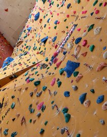 HauptwandAV-Detail1 | © Team Kletterhalle | Kletterhalle Fürstenfeld | © Team Kletterhalle