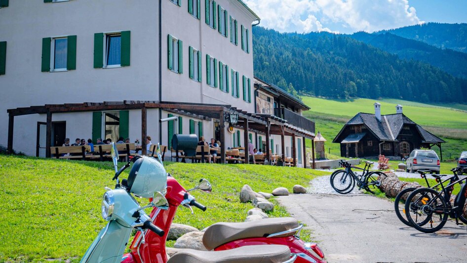 Lorettohof-Radl-Bikerparkplatz-Murtal-Steiermark | © Lorettohof