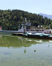 Schifffahrt, Altaussee, Solarschiff mit Fische | © Viola Lechner | Viola Lechner | © Viola Lechner