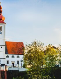 Pfarrkirche mit Hochzeitssteg | © Zur Verfügung gestellt von der Marktgemeinde Straden | Marlene Eibel | © Zur Verfügung gestellt von der Marktgemeinde Straden