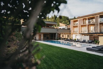 Restaurant Hotel Muhr_Außenansicht_Oststeiermark | © Sbg Nachrichten