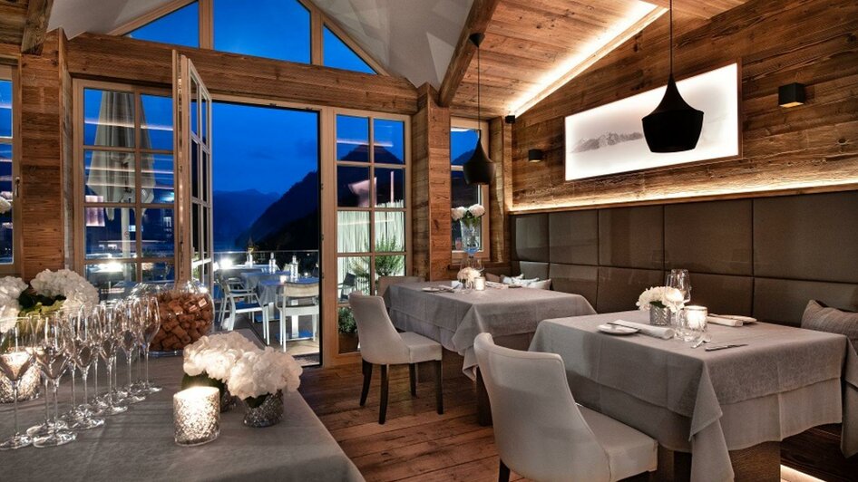 Restaurant Wassermann, Grundlsee, Tische | © Mondi Resort