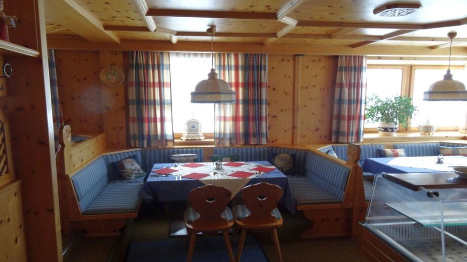 Alpen Arnika, Tauplitzalm, gemütliche Stube | © Hotel Alpen Arnika