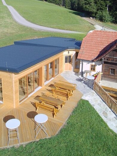 Mesnerhaus_Aussenansicht_Oststeiermark | © Mesnerhaus | Lisa Weidinger | © Mesnerhaus