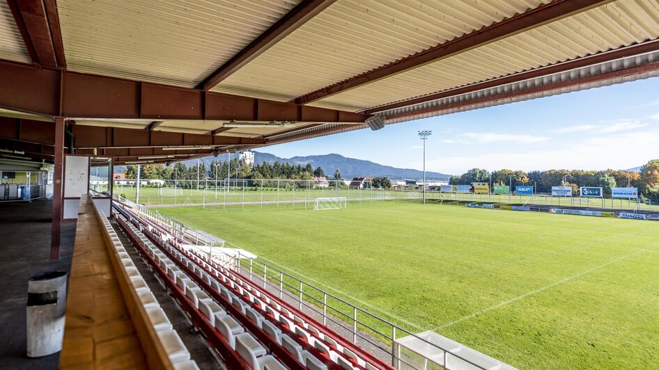 Sportzentrum-Außenansicht3-Murtal-Steiermark | © Anita Fössl