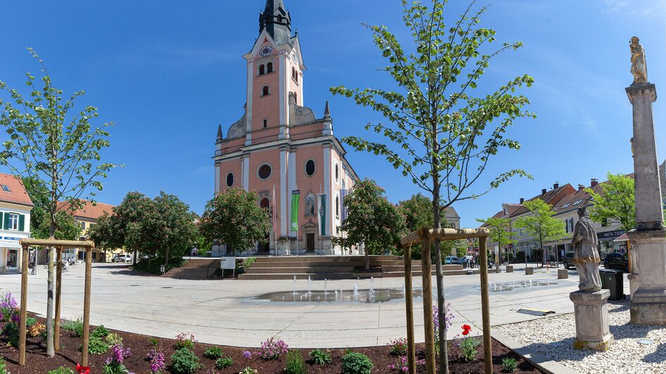 Stadtpfarrkirche_Hauptplatz_Oststeiermark | © Tourismusverband Oststeiermark