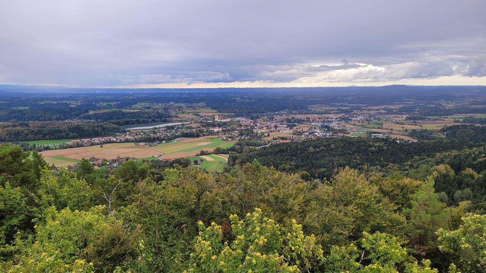 Stainzer Warte mit traumhafter Aussicht | © TV Südsteiermark - Irene Löschnig