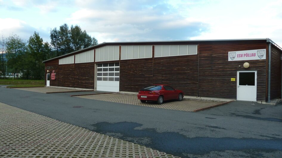 POSS-Zentrum_Stocksporthalle aussen_Oststeiermark