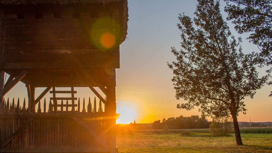 Tschartake bei Sonnenuntergang | © Sandra Brünner