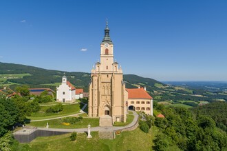 Wallfahrtskirche Pöllauberg_Luftaufn_Oststeiermark | © Tourismusverband Oststeiermark/Helmut Schweighofer