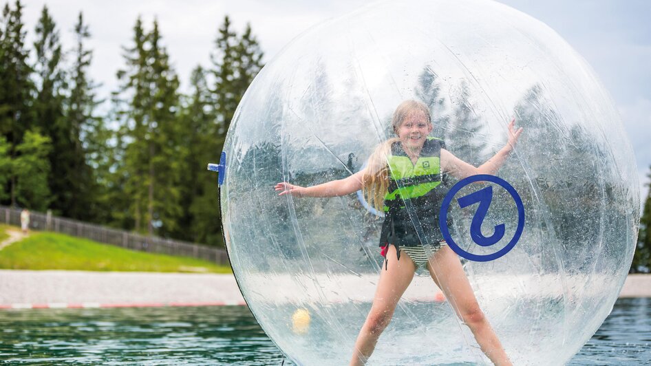 Walking Waterballs