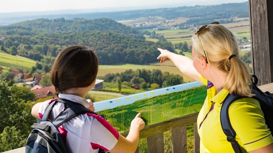 Toller Blick nach St. Peter | © TVB Thermen- & Vulkanland