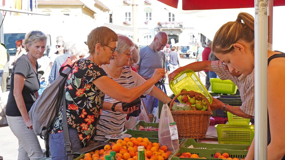Wochenmarkt Bruck | © Stadtgemeinde Bruck/Foto: Maili