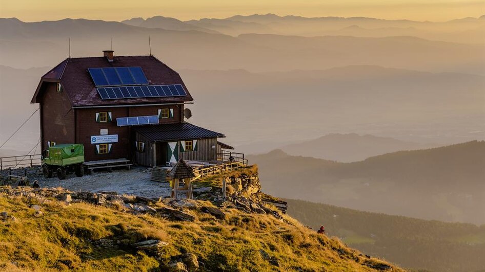 Zirbitzkogel-Schutzhaus-Murtal-Steiermark | © Erlebnisregion Murtal