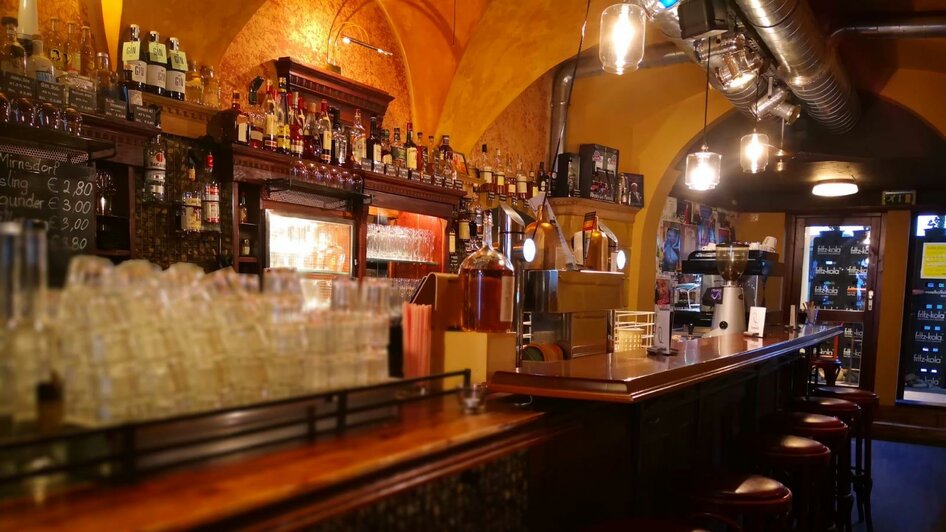 Bar 1 | © Cafe Oswald