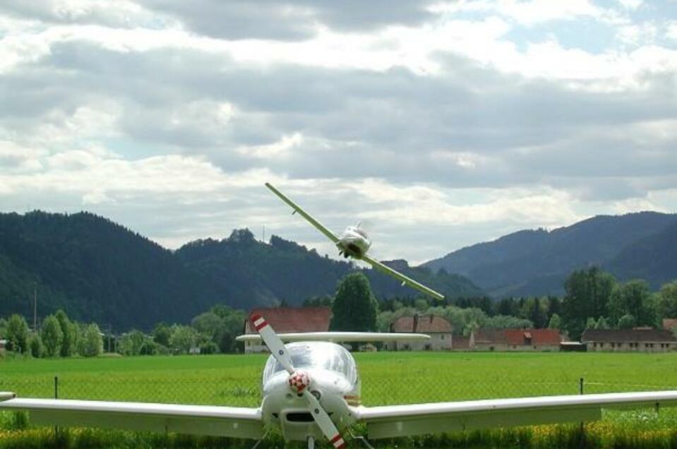 Flugplatz Kapfenberg KSV Motorsport-Rundflüge - Impression #1