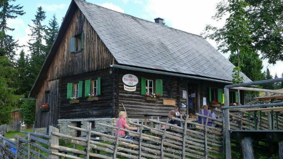 Knödelhütte-Außenansicht | © Regionalmanagement Lavanttal GmbH | Erich Schober