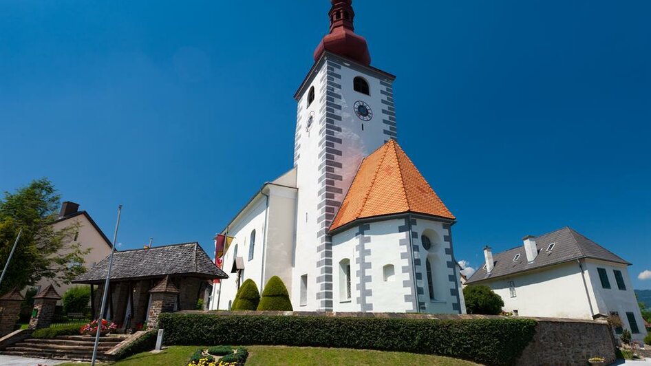 Pfarrkirche_Edelschrott_außen | © Harry Schiffer