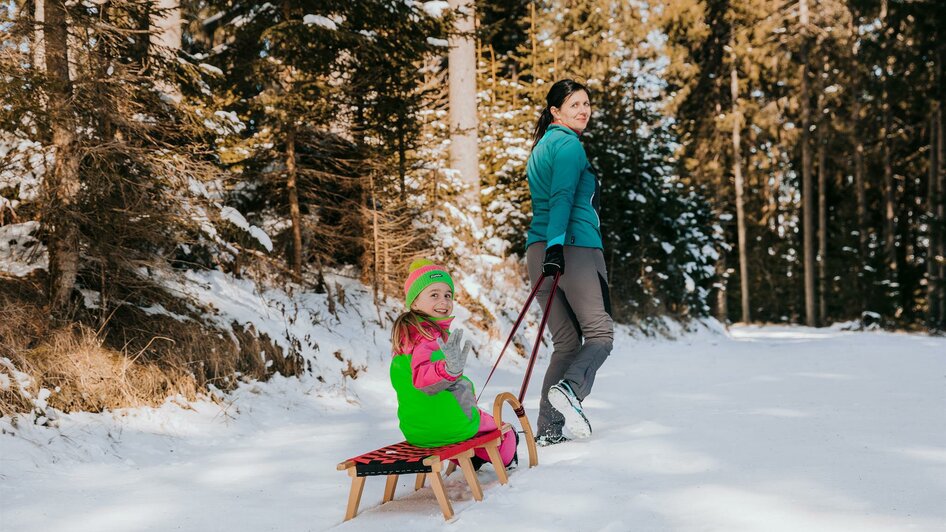 Auf dem Weg zur Rodelstrecke beim Rösslwirt | © Schilcherland Steiermark