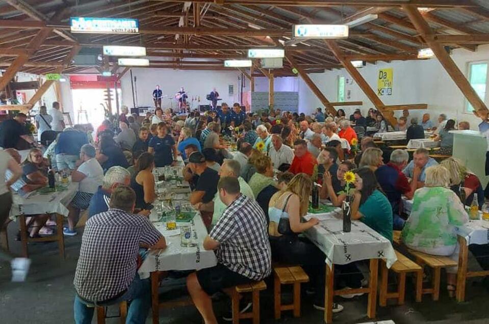 Frühschoppen im Rüsthaus Hirzenriegl | © FFW Hirzenriegl