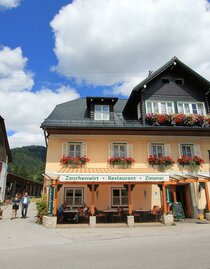 Gasthof Zauchenwirt mit Landwirtschaft | © Familie Schrottshammer | © Familie Schrottshammer