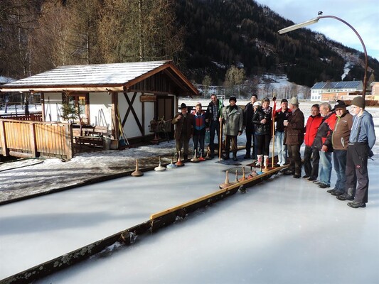 GasthofBeren-Eisstockschießen1-Murtal-Steiermark | © Gasthof Beren