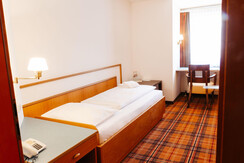 3-Bett Zimmer
