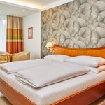 Photo of Zeit zu Zweit, Double room, shower, toilet, west