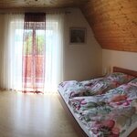 Photo of Double room, shower, toilet, conveniences | © Pferdehof Hölzl vlg. Blickner