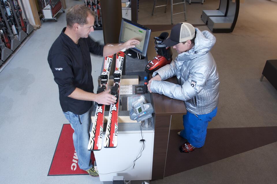 Ski- und Snowboardverleih beim Sport Hauser Kaibling - Impression #1 | © Sport Hauser Kaibling