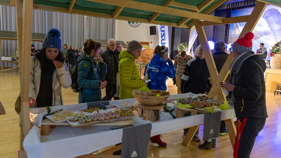 Dachsteinlauf Startnummernausgabe - Impressionen #2.4 | © Michael Simonlehner