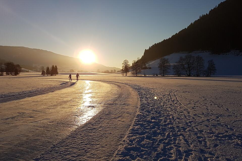 Eislaufen & Stöckeln am Putterersee - Impression #1